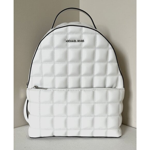 New Michael Kors Sheila Medium Backpack Quilted Optic White - Picture 1 of 4